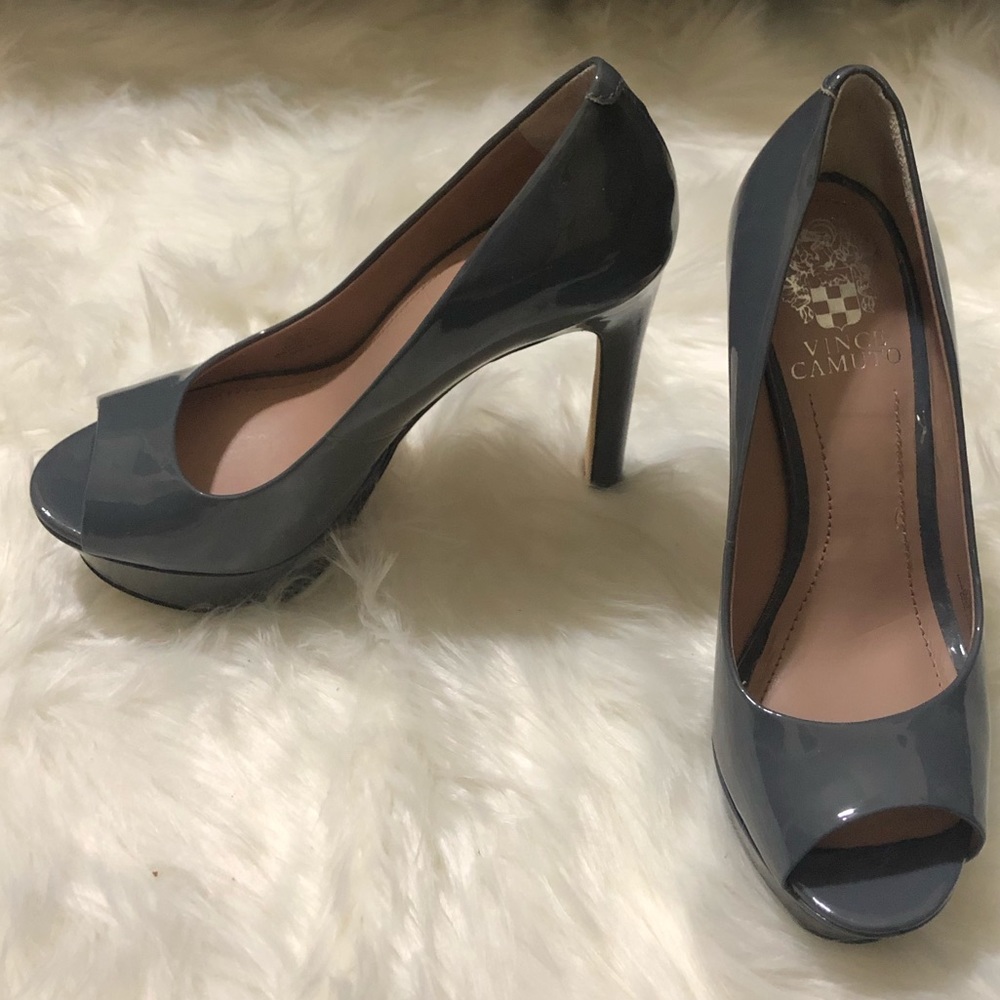 Vince Camuto Women’s patent heels size 5 1/2